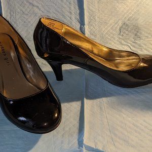 Madden Girl Black Patent Leather Shoes size 6 1/2  New, not worn